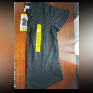 Jessica Simpson black tee shirt